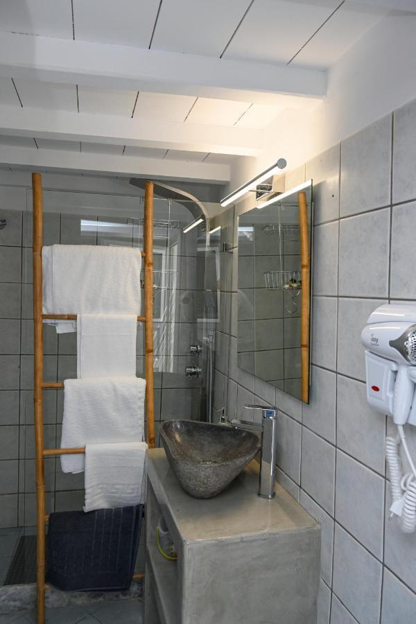 Kleris Apartments 8 Tinos Ngoại thất bức ảnh